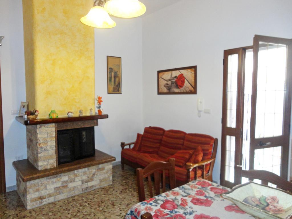 Casetta Indipendente Torre San Giovanni 103 Verso Sud 외부 사진